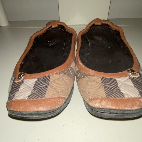 Burberry- flats/slippers - size 5 - Picture 3 of 5